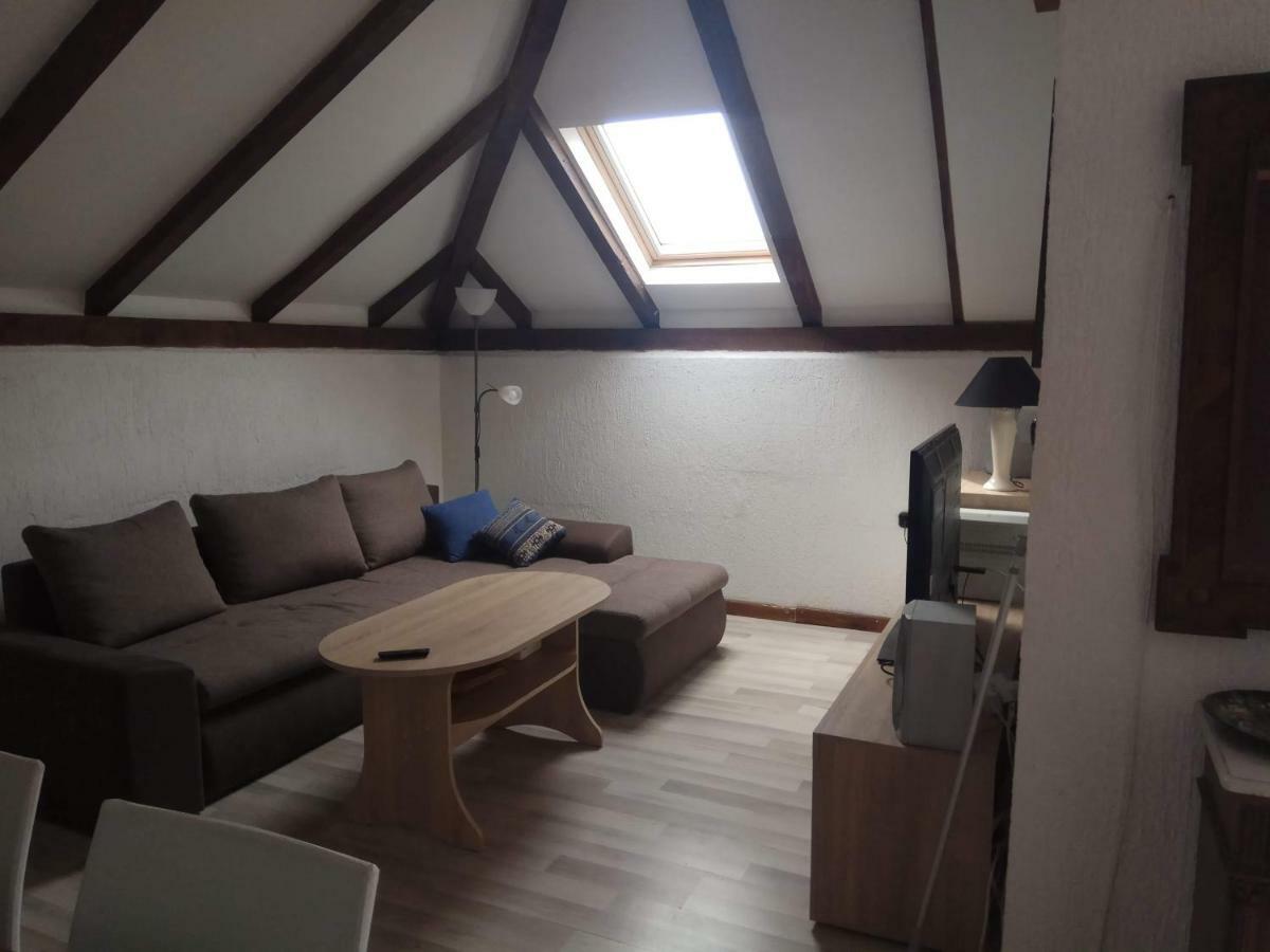 Apartman Slava Tisno Esterno foto